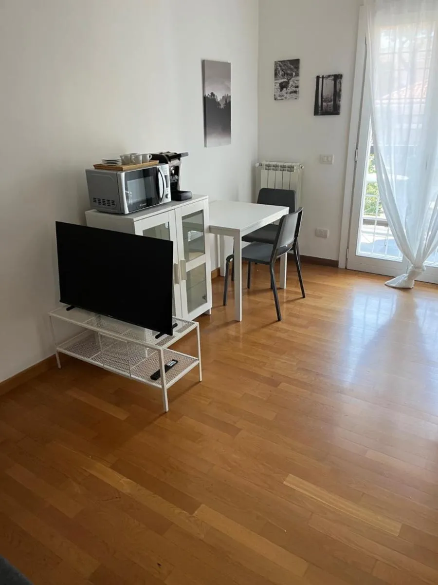 Image 3 of LoveRhome Apartment 3