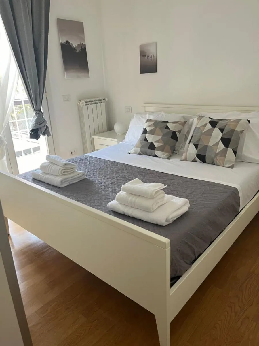 Image 1 of LoveRhome Apartment 3