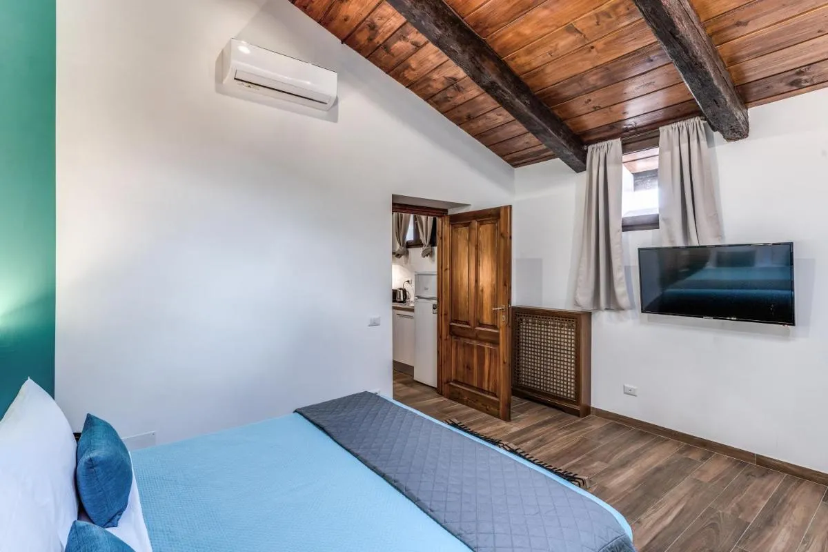 Image 4 of Luciana Vatican Apartment