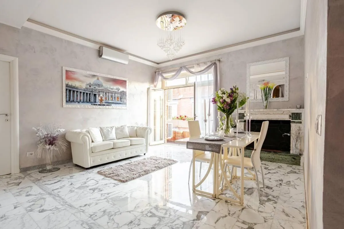 Image 3 of Luxury Rome Guest House