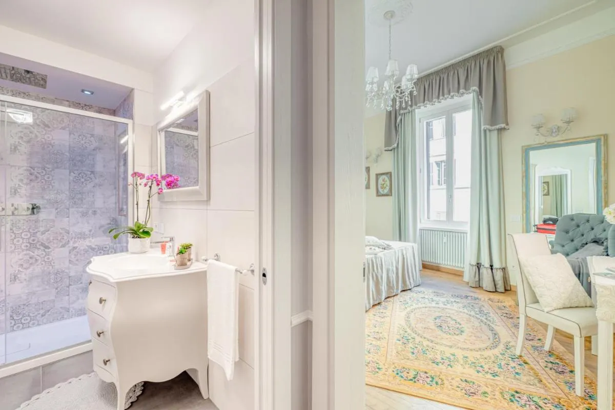 Image 2 of Luxury Stars In Rome – Andromeda apartment in Colosseum