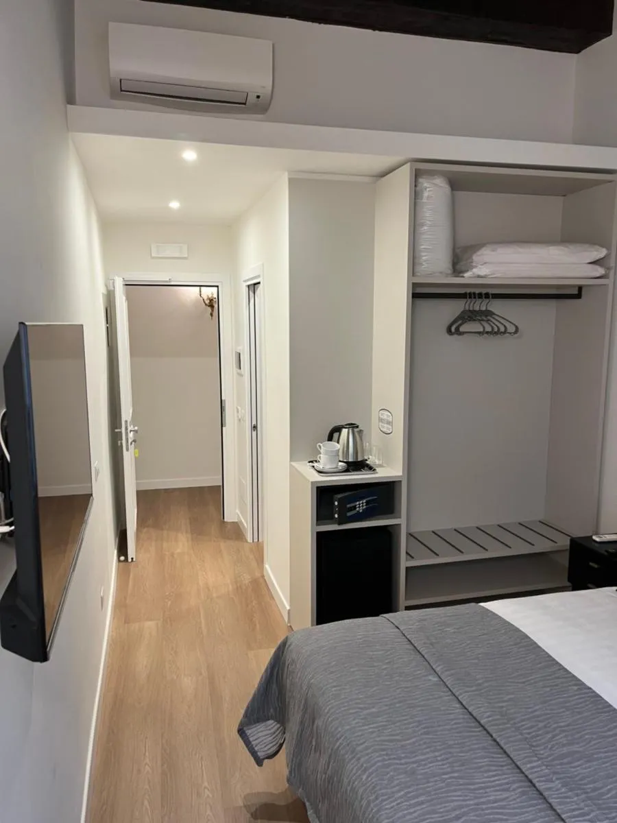 Image 2 of Maison Romana Trastevere Suites