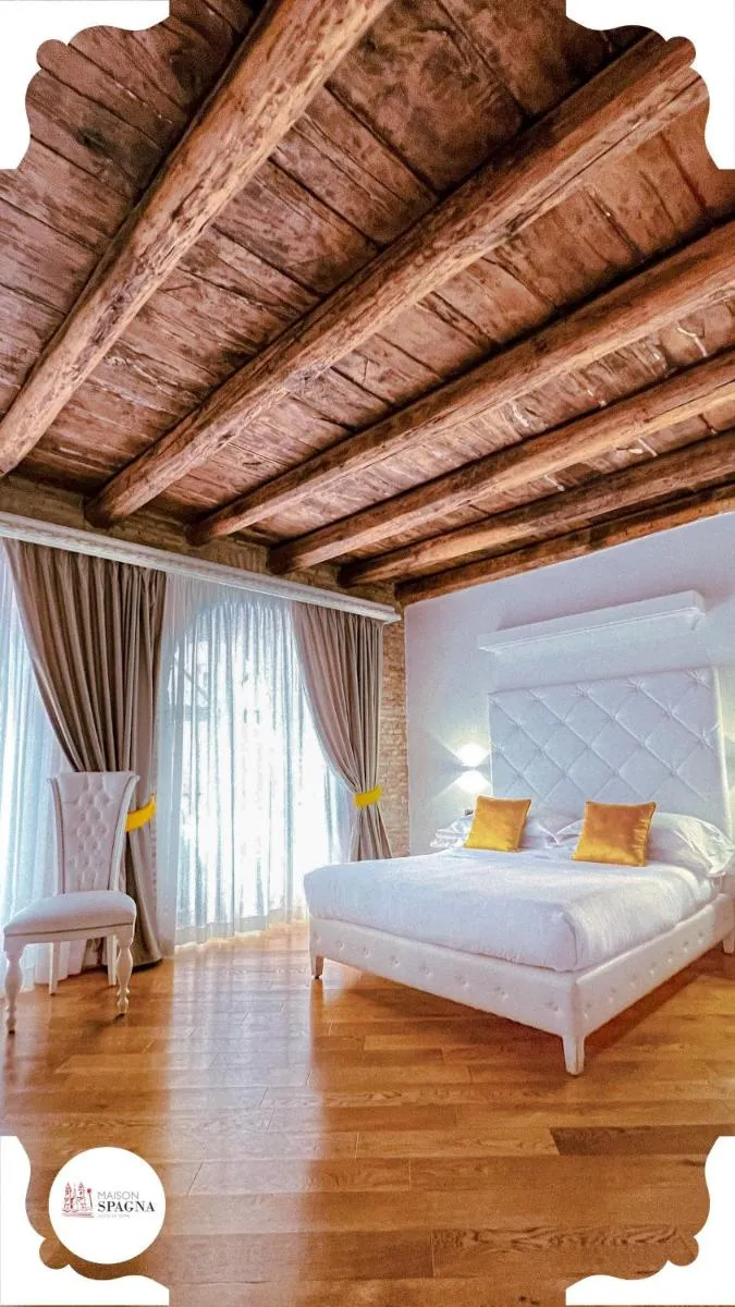 Image 6 of Maison Spagna Suites