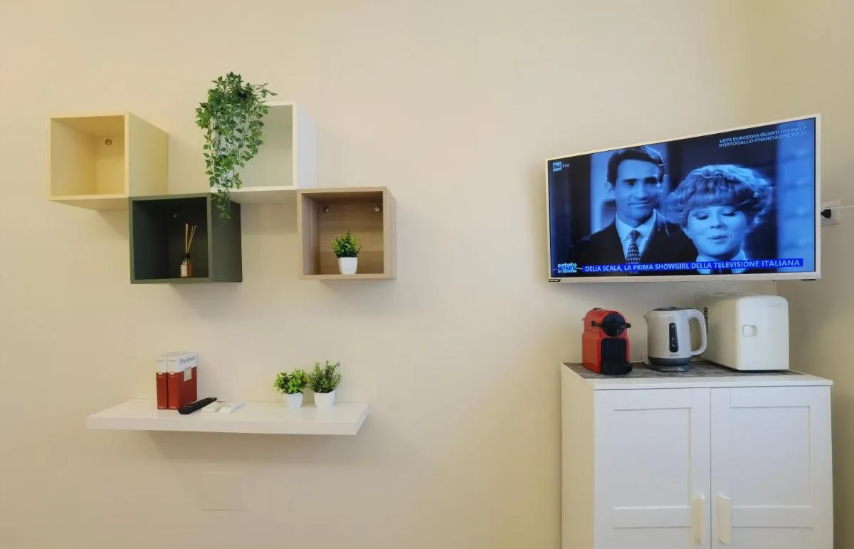 Image 2 of Metro Lodi Apartment