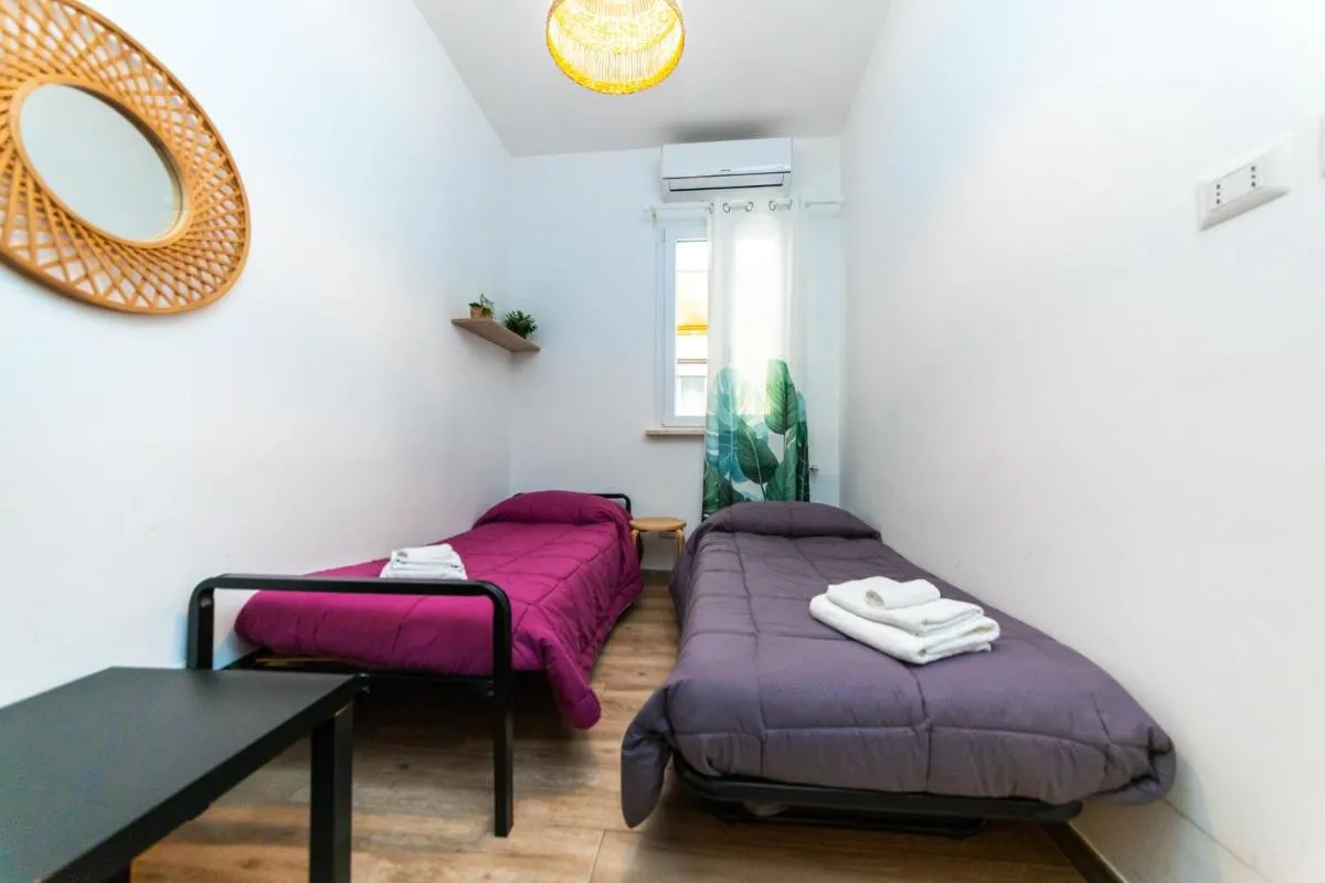 Image 6 of Metrofront-Apartment Roma