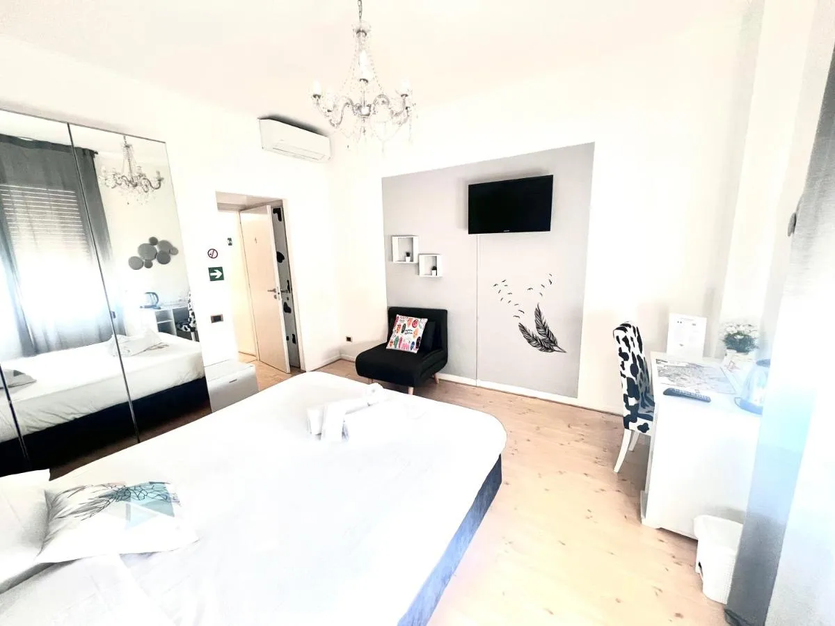 Image 4 of Mia House Roma