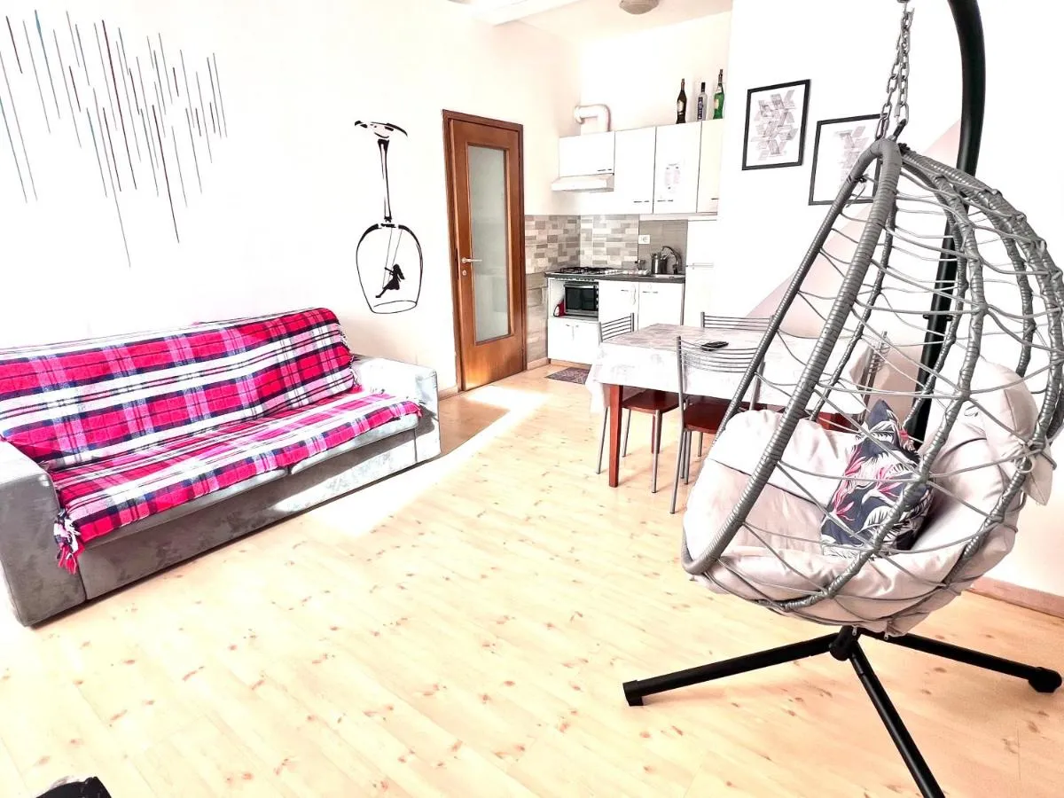 Image 2 of Mia House Roma