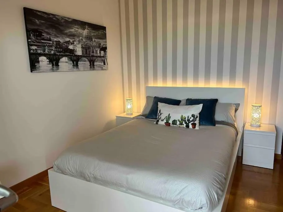 Image 1 of Miro Home