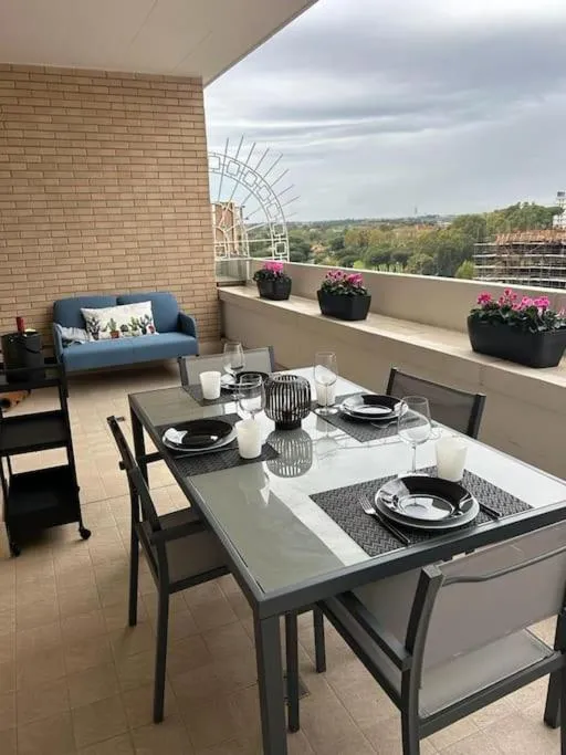 Image 4 of Miro Home