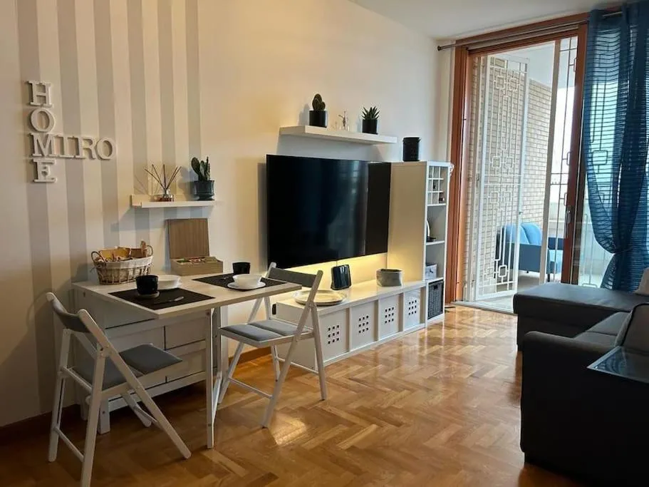 Image 2 of Miro Home