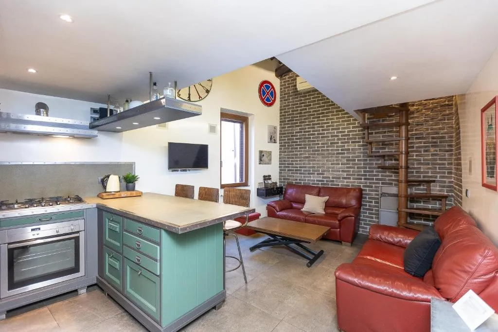 Image of Mou Trastevere House by Rental in Rome
