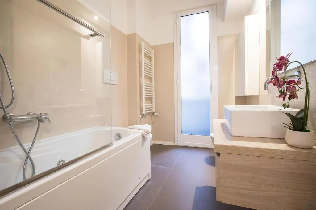 Image 2 of My Trastevere Three Bedroom View Apartment -Top Collection