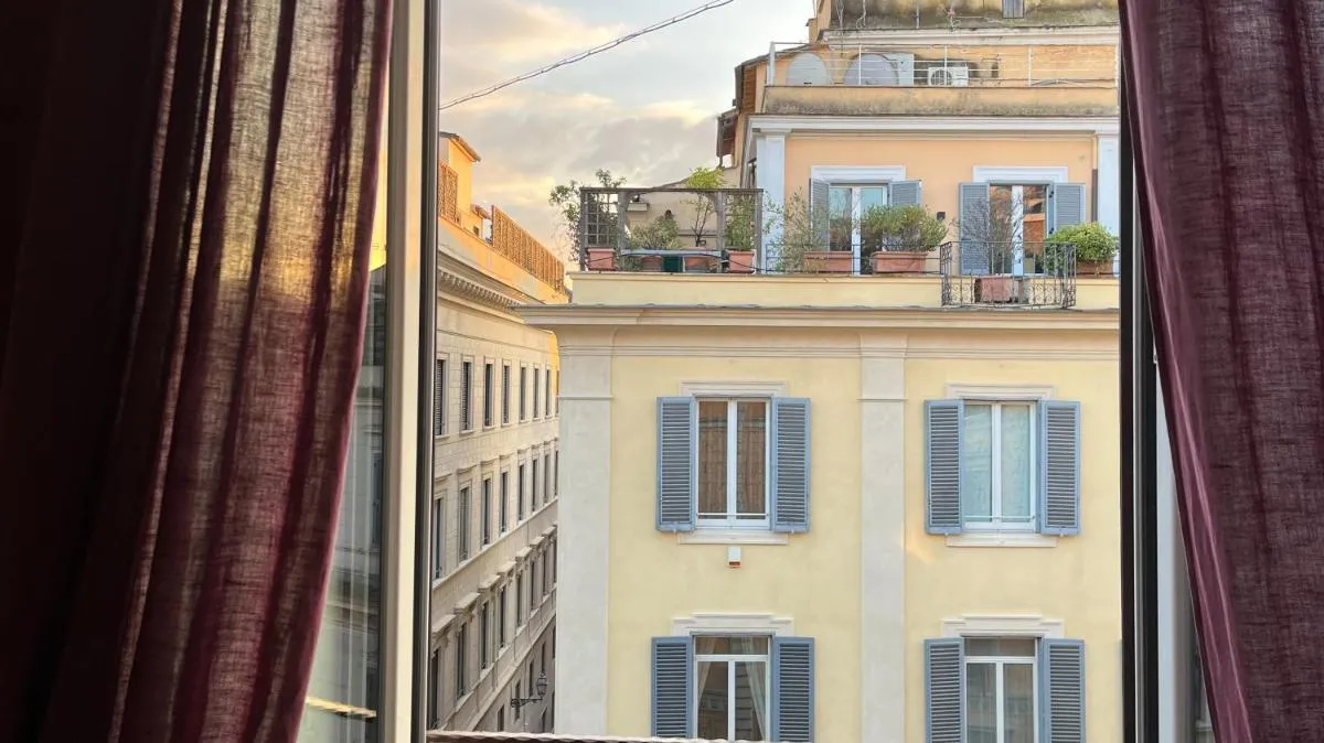 Image 5 of NTB Roma