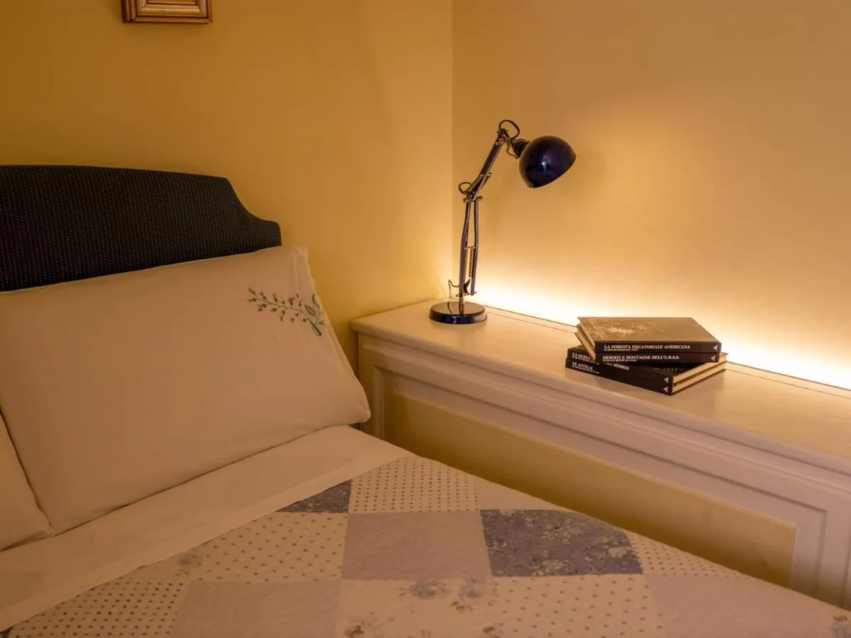 Image 6 of Navona Little Home