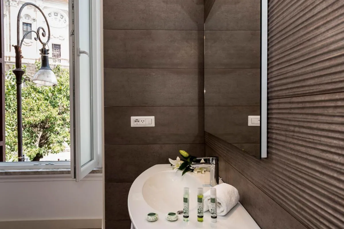 Image 2 of Navona Luxury Guesthouse
