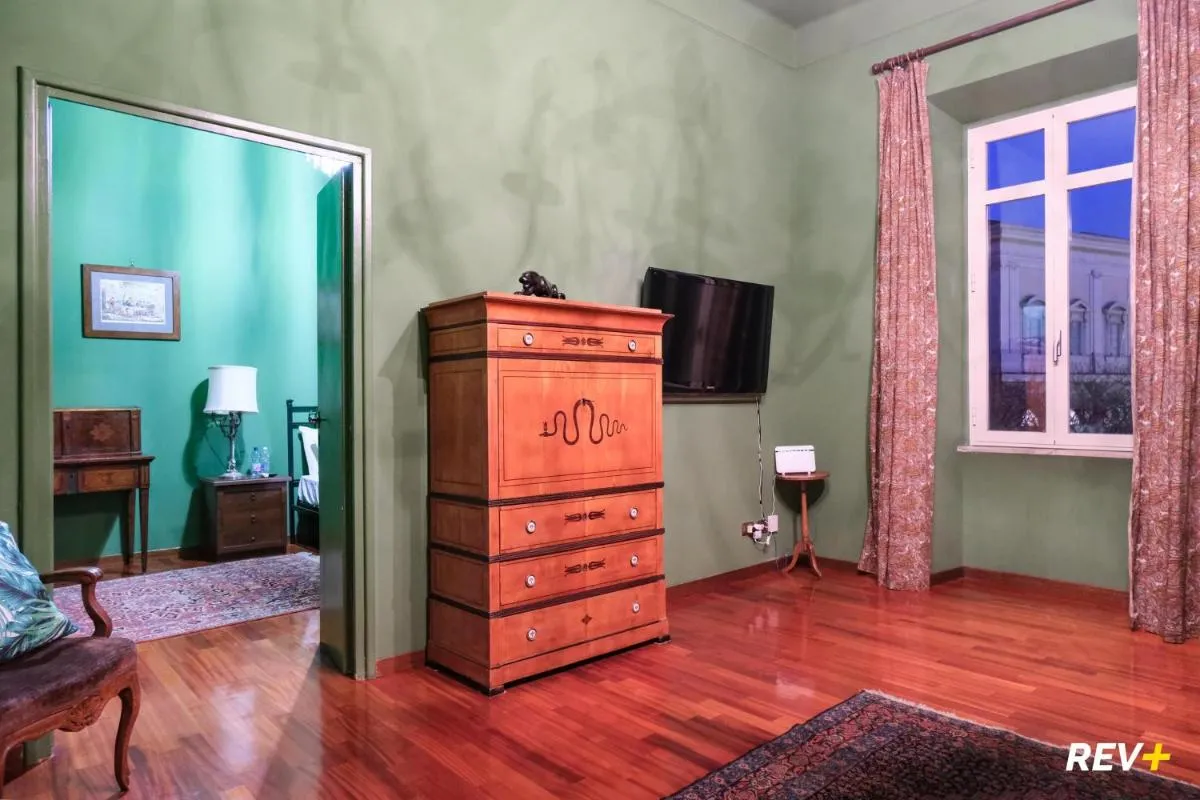 Image 4 of Pantera Holiday House