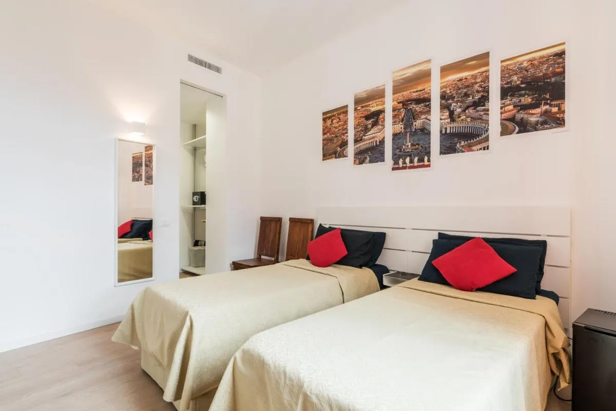 Image 1 of Piazza San Pietro Suite