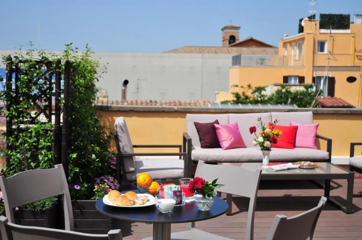 Image 6 of Piccola Navona Roof Garden