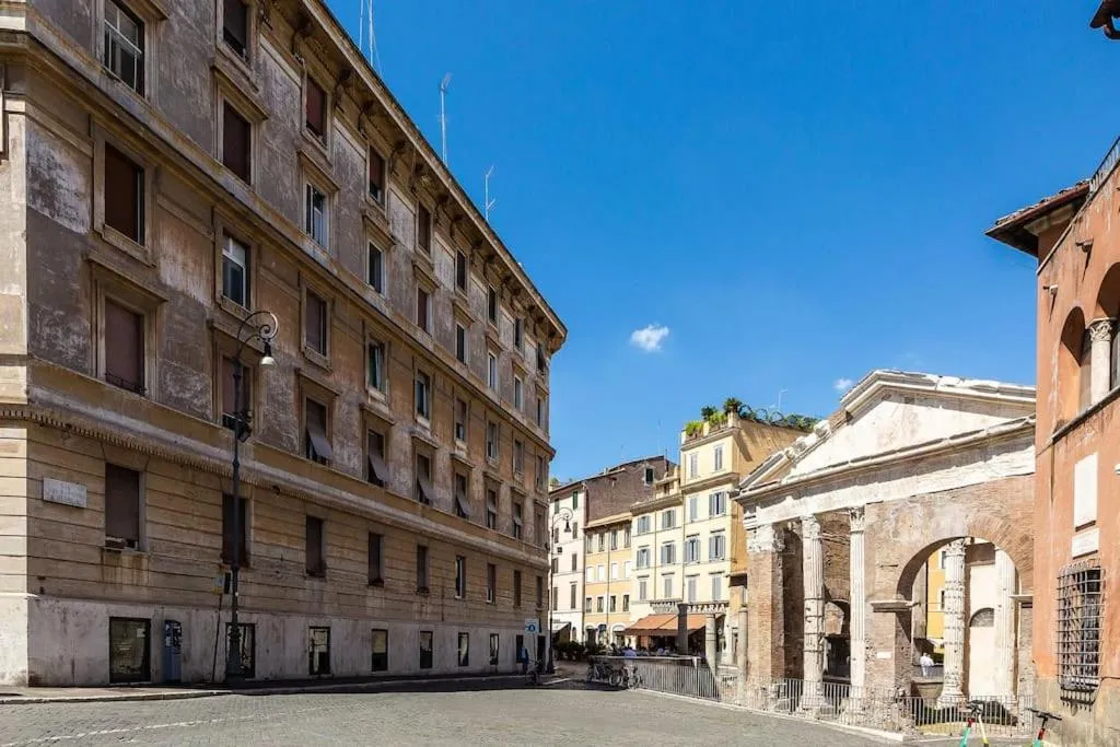 Image 5 of Portico d’Ottavia LUX