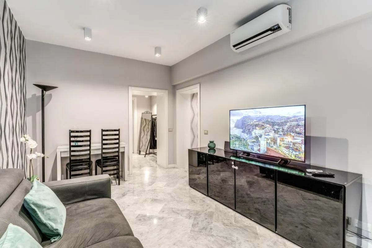Image 6 of R22 Apartment