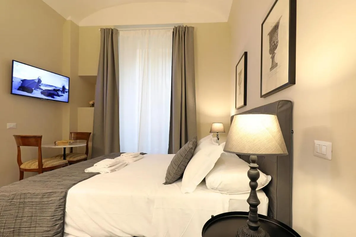 Image 4 of RESIDENZA VITTORIA Roma