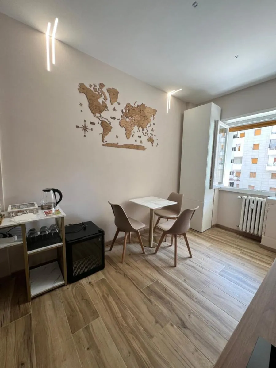 Image 4 of Raffaelli Suite