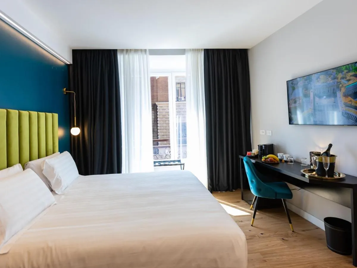 Image 1 of Regola Luxury Relais
