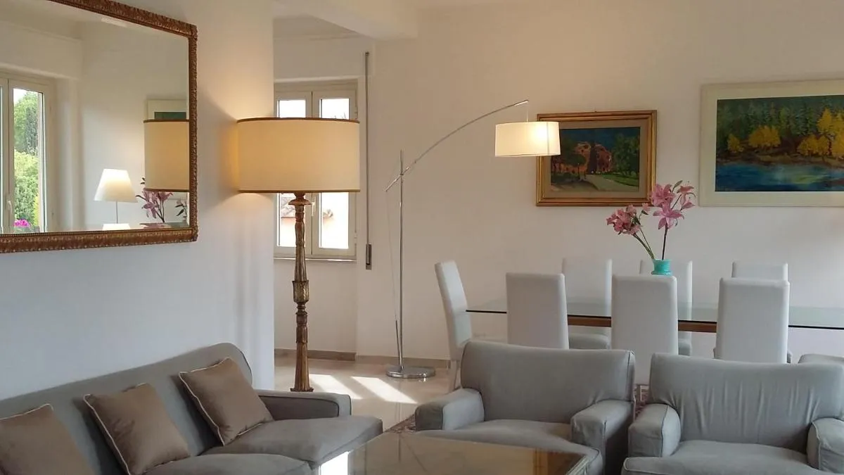 Image 4 of Rental in Rome Colosseo View Luxury