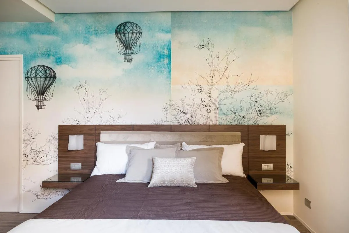 Image 6 of Rhome Suites