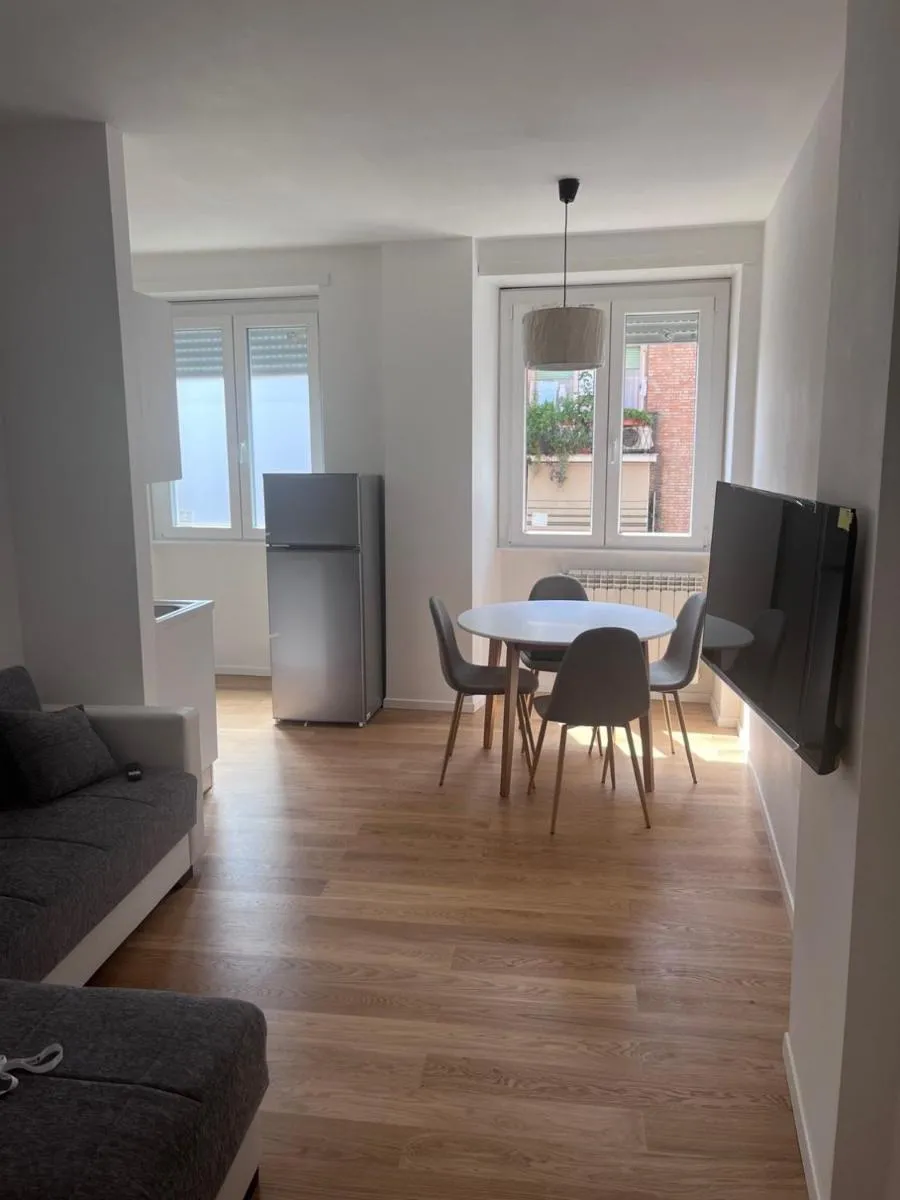 Image 3 of Rome Just Apartment