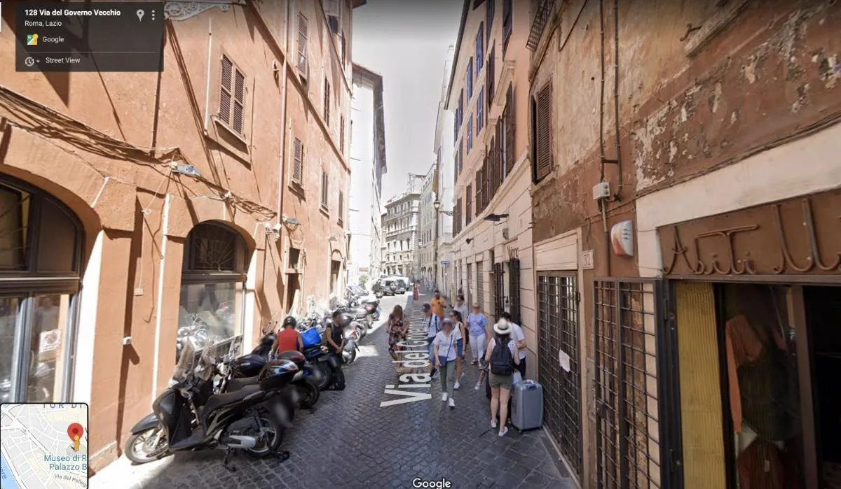 Image 5 of Rome old town luxury loft