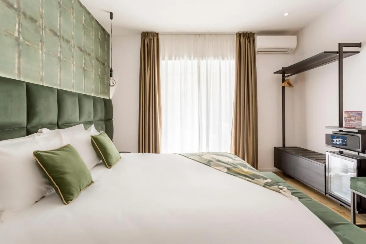 Image 1 of Romi Suite