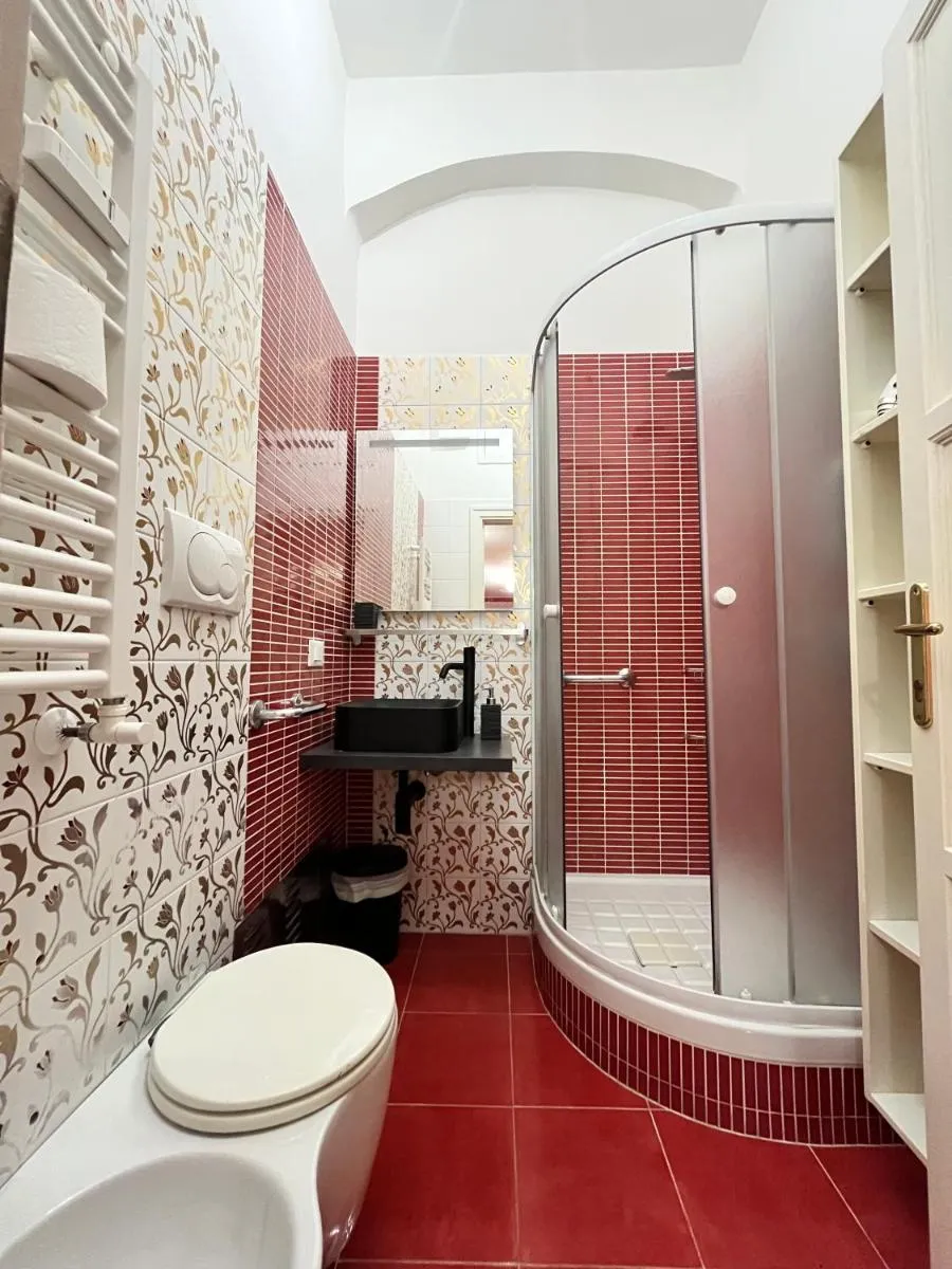 Image 4 of Salotto Trastevere