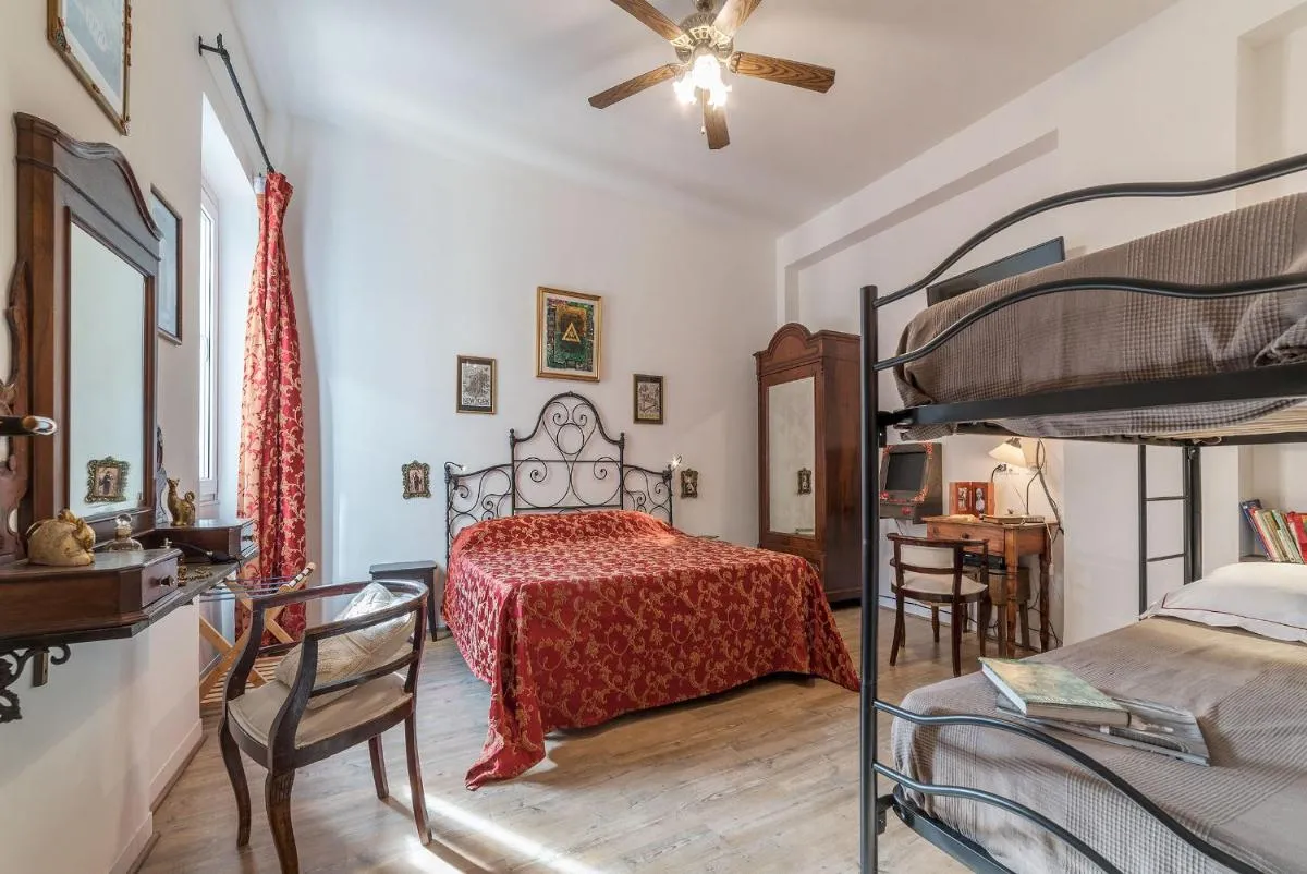 Image 1 of San Paolo Steampunk Flat