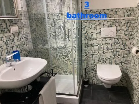 Image 2 of Simon’s place 2