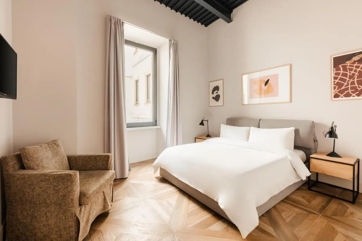 Image 2 of Sonder Barberini