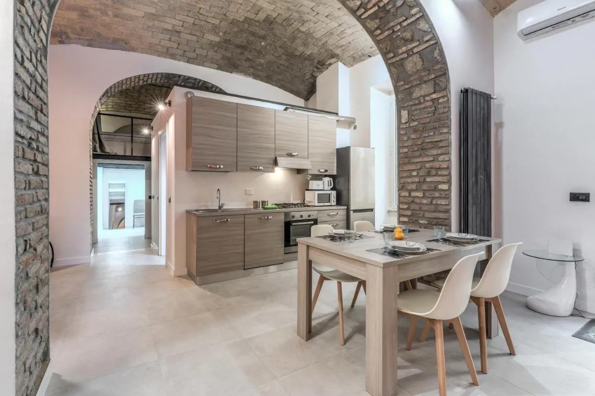 Image 2 of Spacious Apartment close Vatican