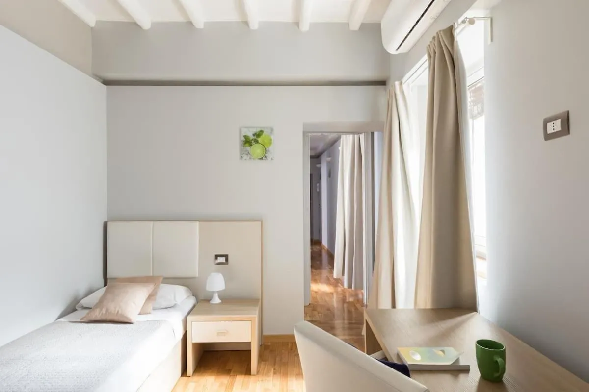 Image 1 of Spanish Steps House Vittoria