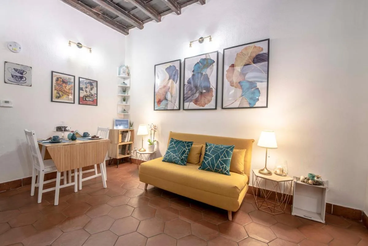 Image 2 of Stranamore Apartments Trastevere