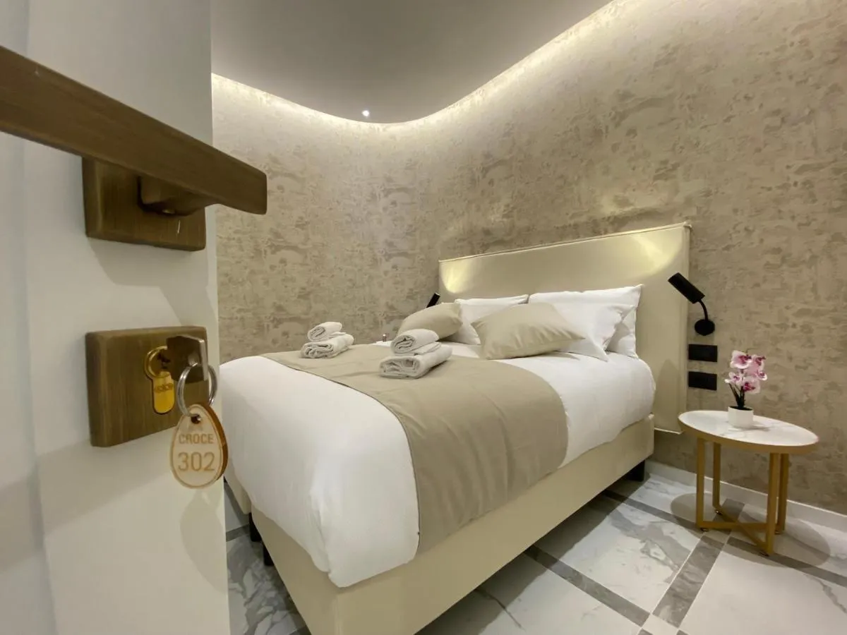 Image 6 of Suite Croce