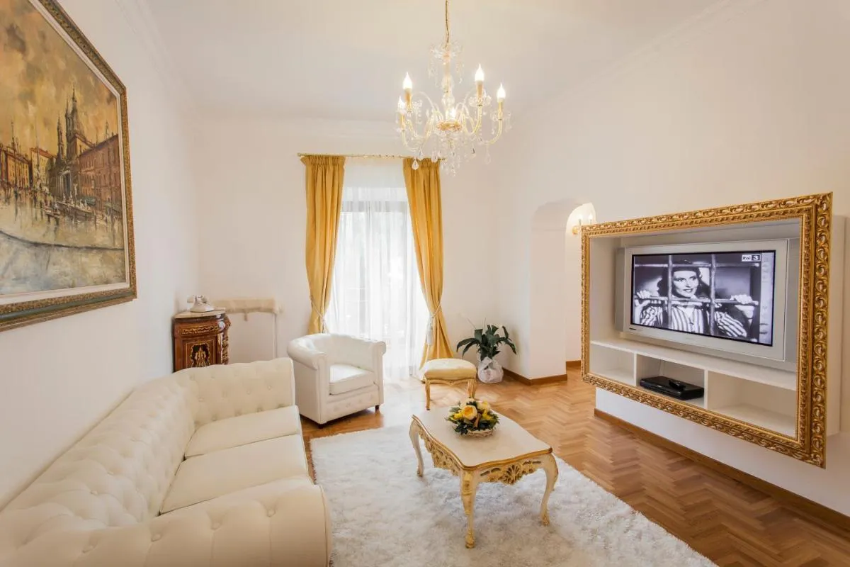 Image 4 of Suite Sarandrea