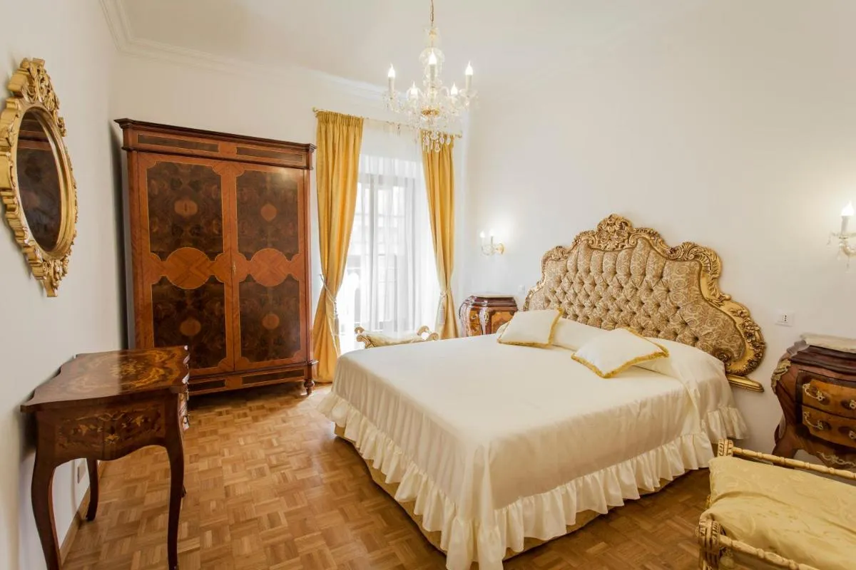 Image 1 of Suite Sarandrea