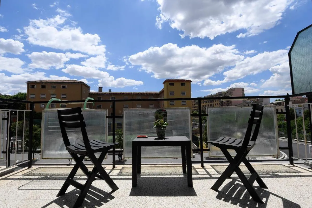 Image 4 of Suite art Pigneto
