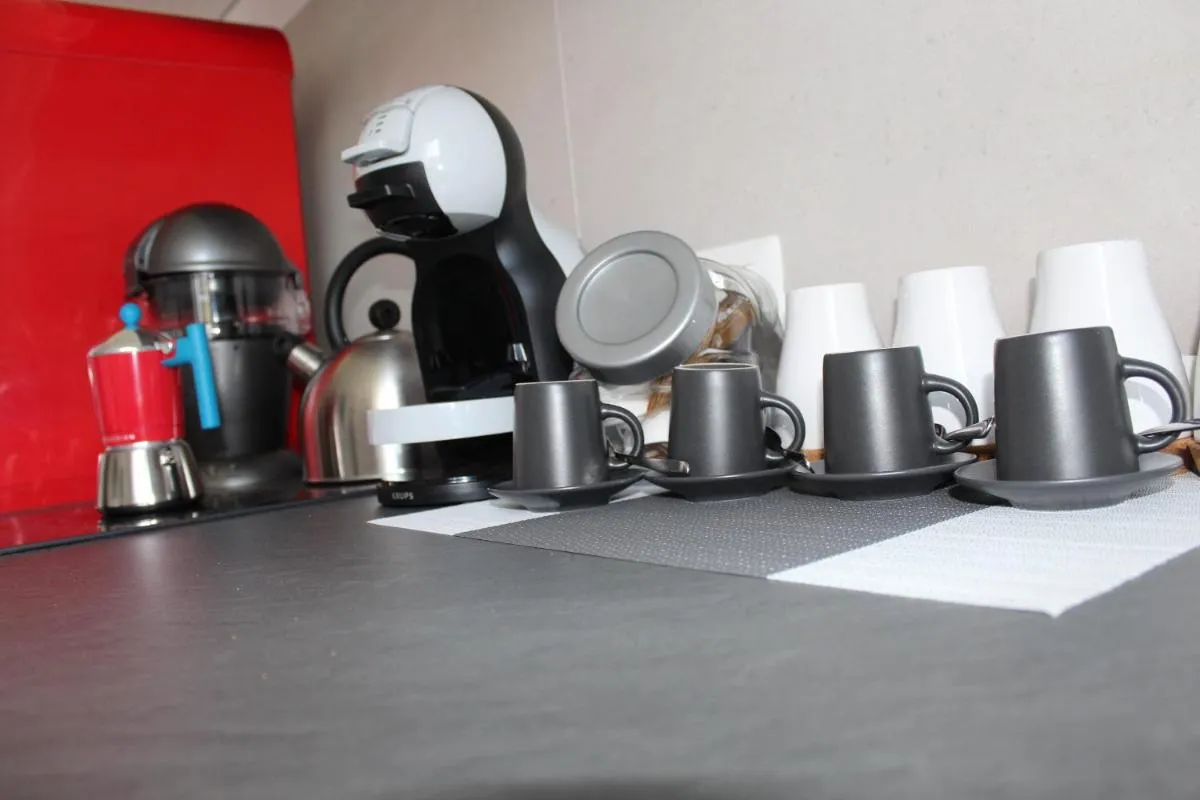 Image 4 of SunnyCornerinRHome