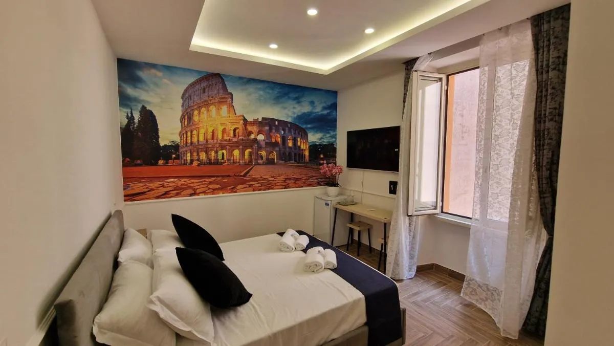 Image 4 of Susy’s Guest House – Room Colosseo