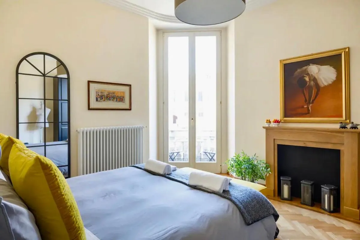 Image 1 of Sweethome Crispi