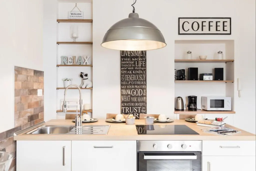 Image of THE BREAK – Via Veneto Charming Suite