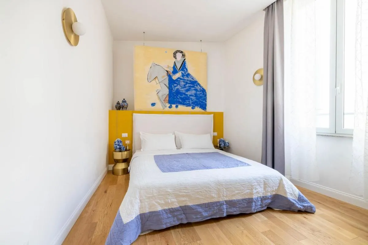Image 1 of TRINITA’ DEI MONTI new apt in the Heart of Rome