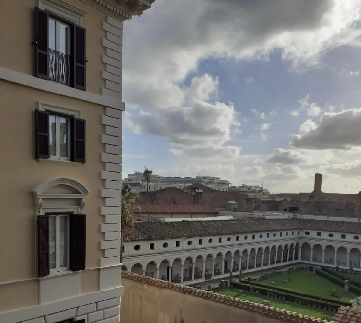 Image 4 of TRIPLE big room AMAZING VIEW, for two o three person, in CENTER of ROME