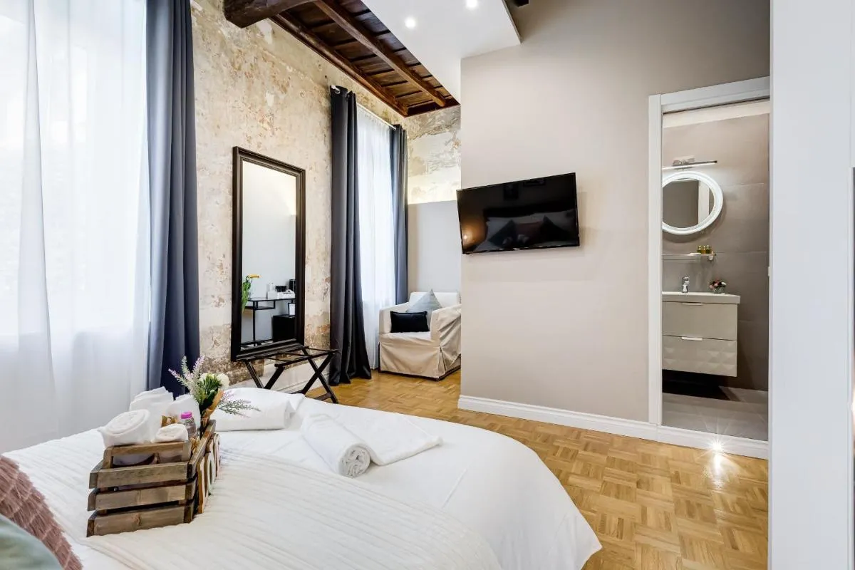 Image 4 of Tankara Suite
